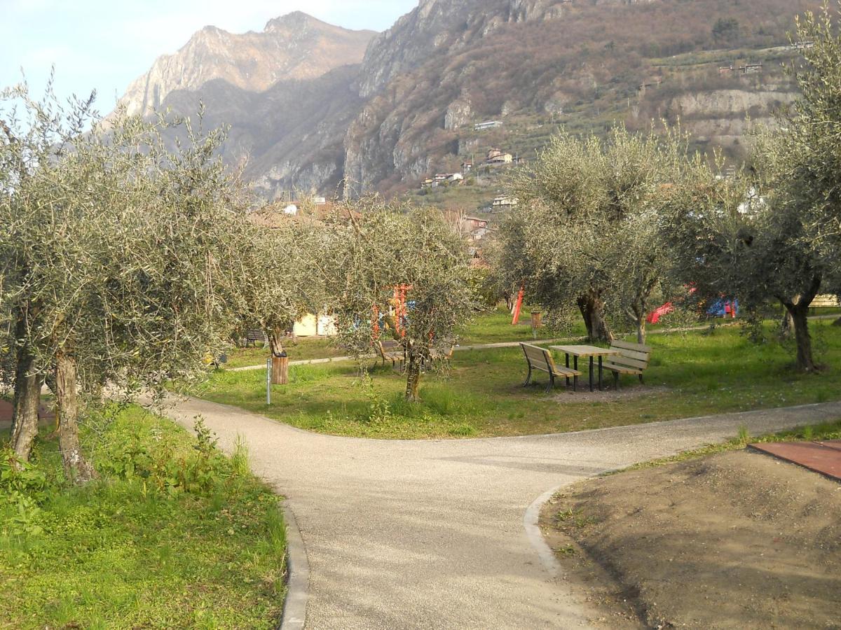 Appartamento Al Ponte Marone Kültér fotó